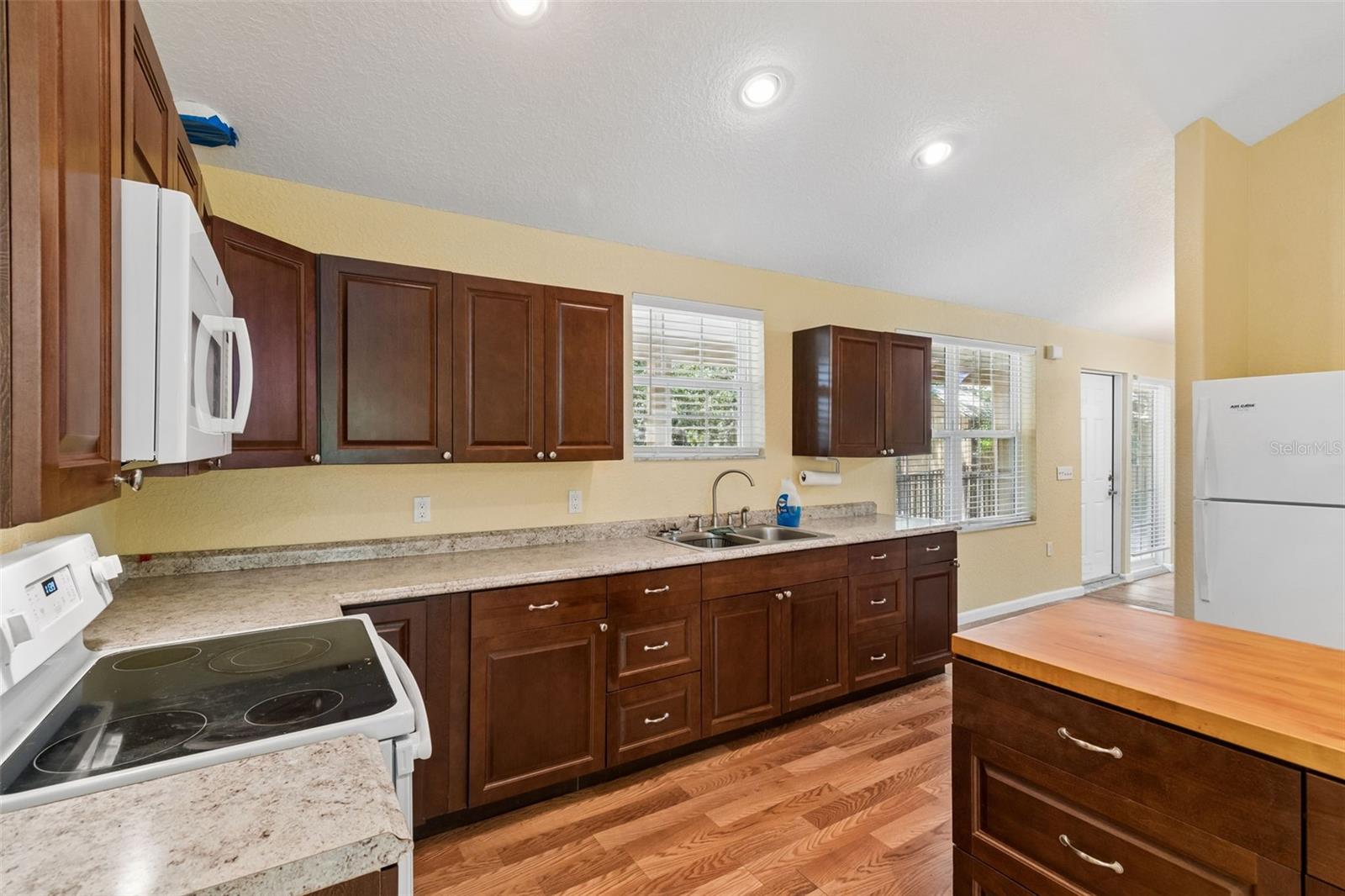 11274 S RIVIERA DR, HOMOSASSA, FL, 34448