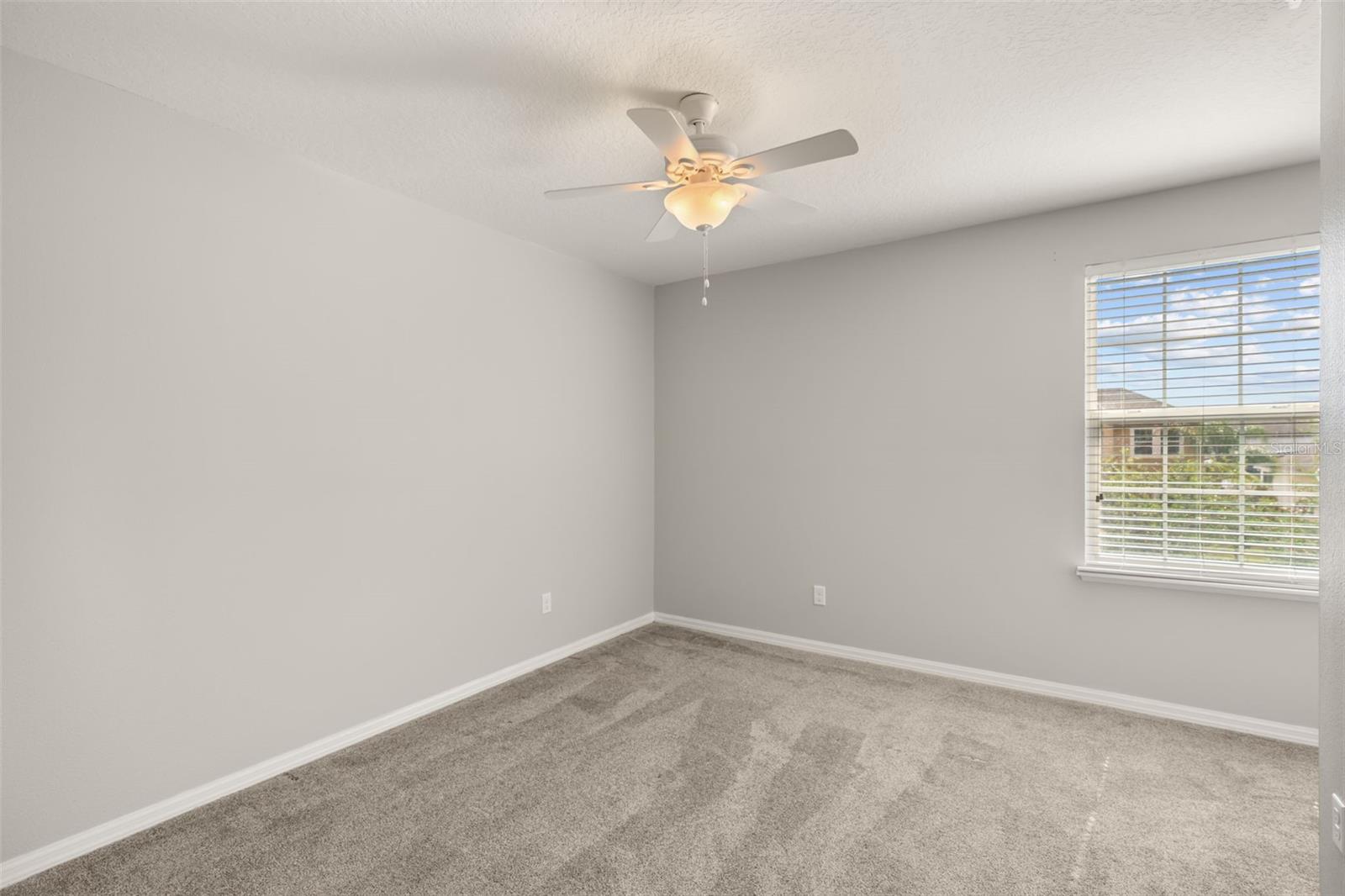 611 DEL PILAR DR, GROVELAND, FL, 34736