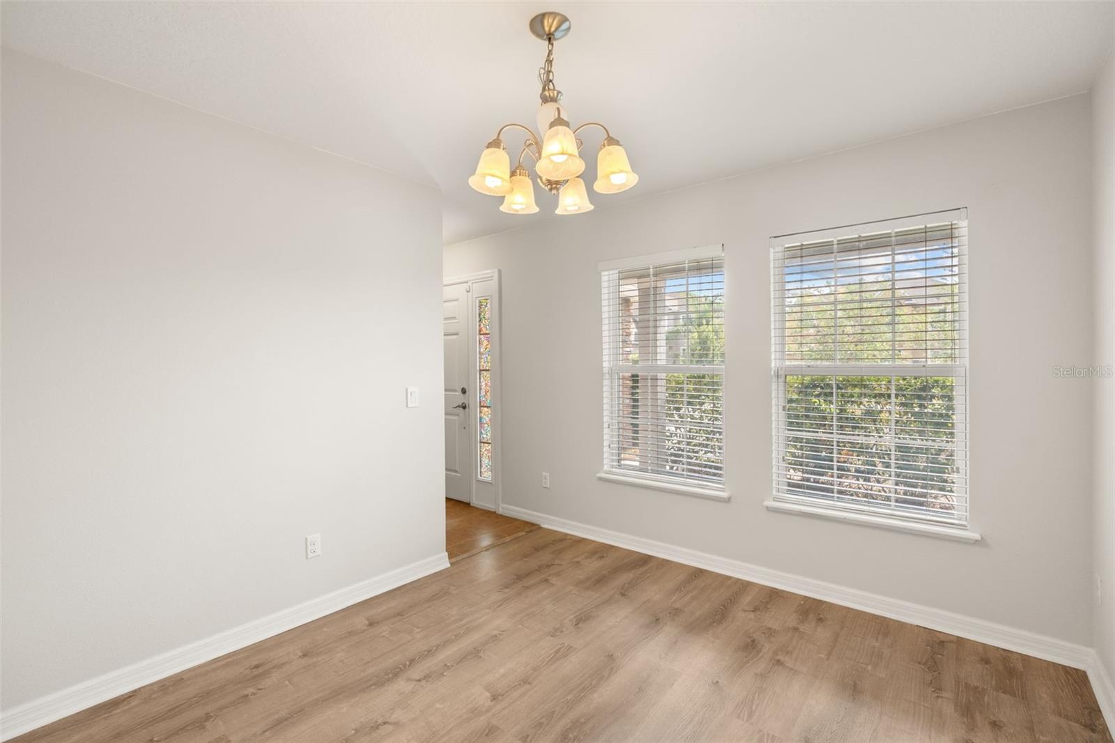 611 DEL PILAR DR, GROVELAND, FL, 34736
