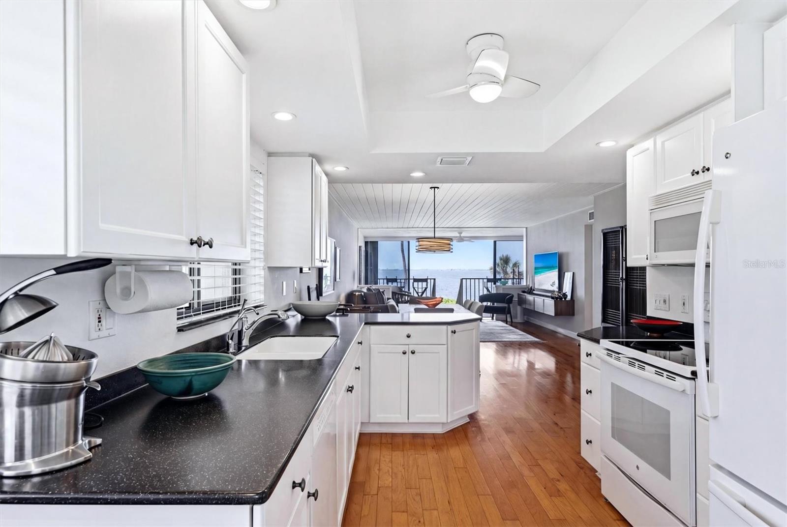 3460 WILD OAK BAY BLVD #143, BRADENTON, FL, 34210