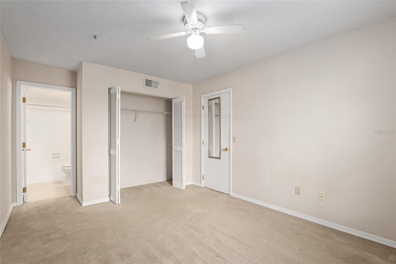 2360 SW ARCHER RD #607, GAINESVILLE, FL, 32608