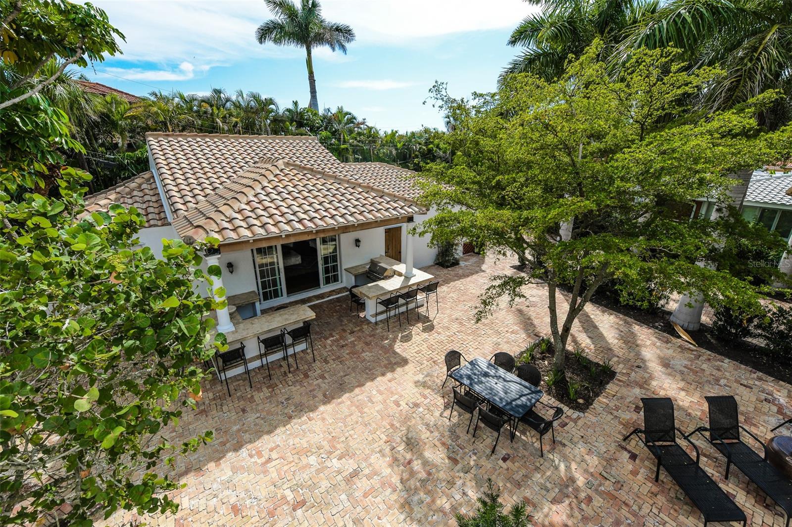 76 S WASHINGTON DR, SARASOTA, FL, 34236