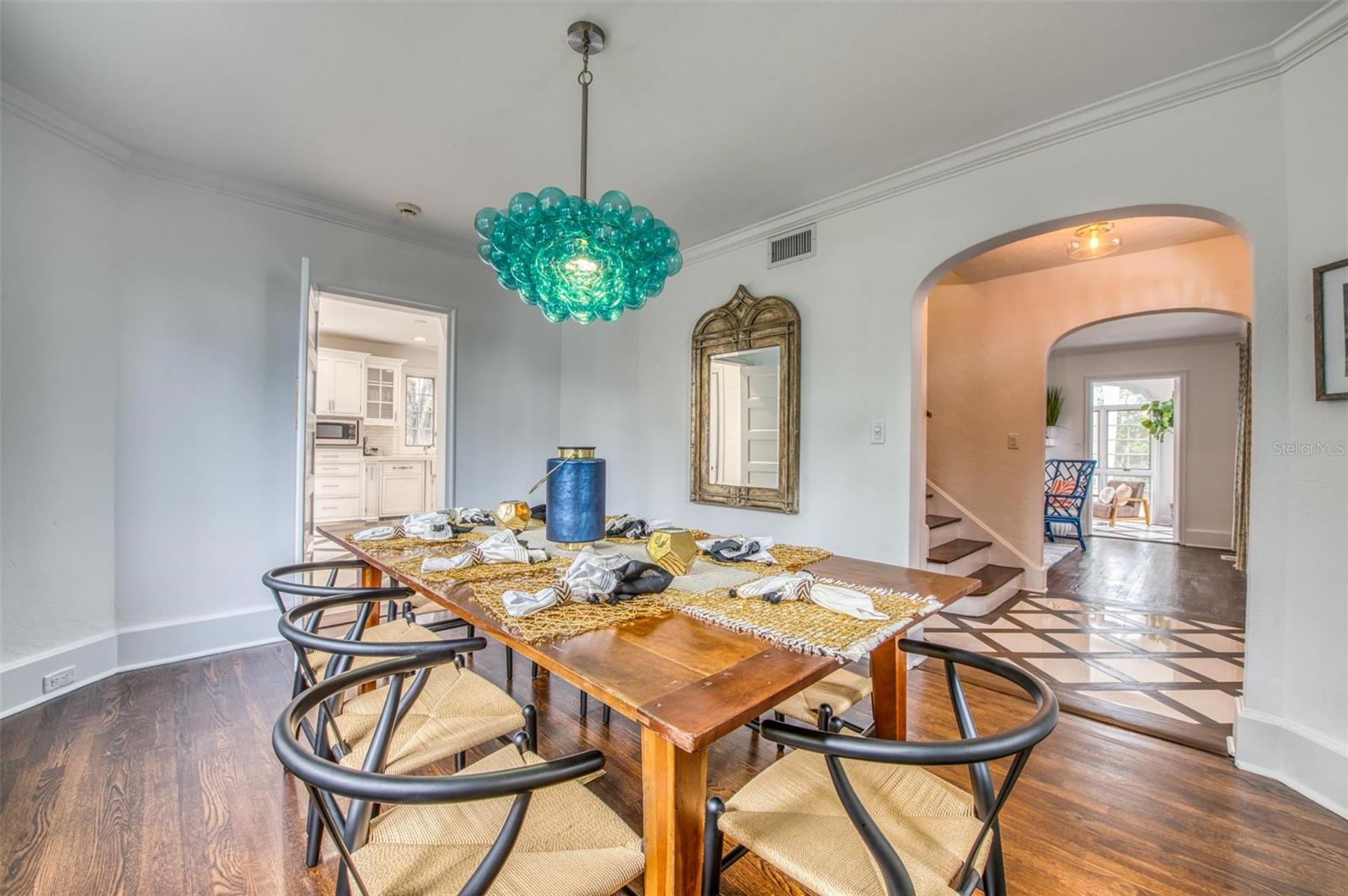 76 S WASHINGTON DR, SARASOTA, FL, 34236