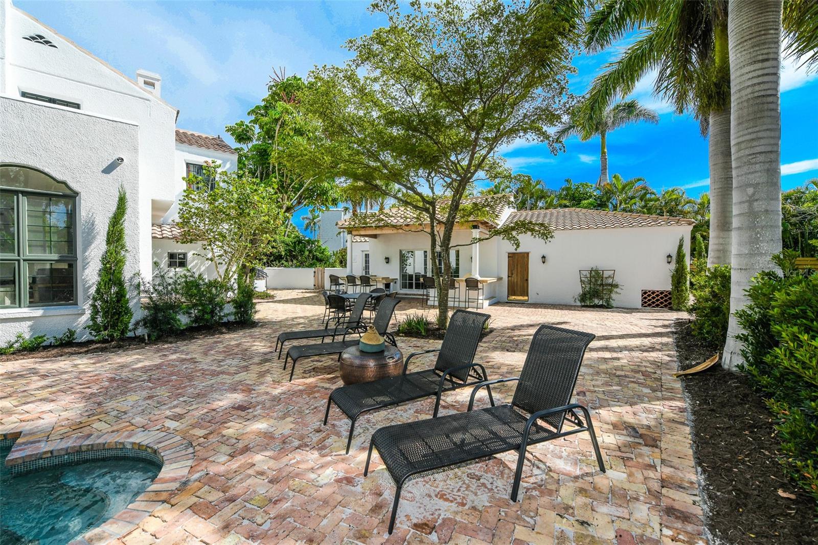 76 S WASHINGTON DR, SARASOTA, FL, 34236