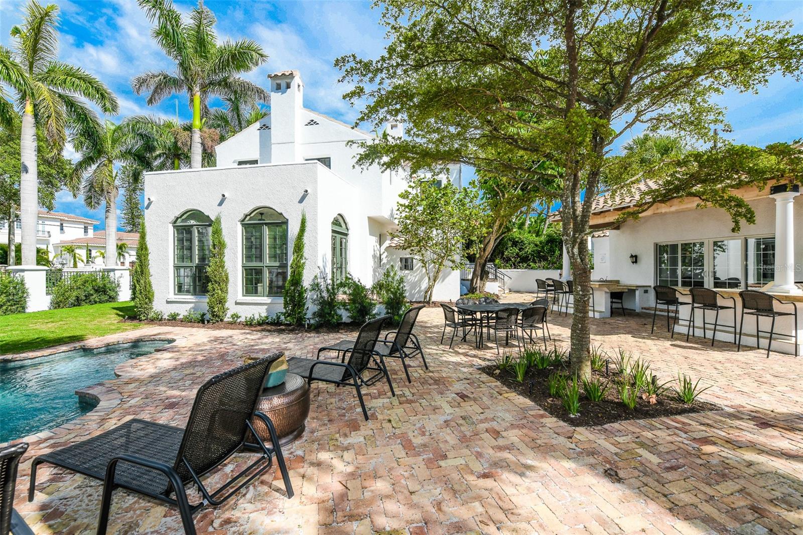 76 S WASHINGTON DR, SARASOTA, FL, 34236