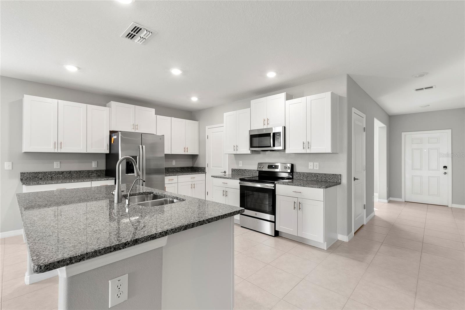 8918 PARSONS HILL BLVD, WESLEY CHAPEL, FL, 33545