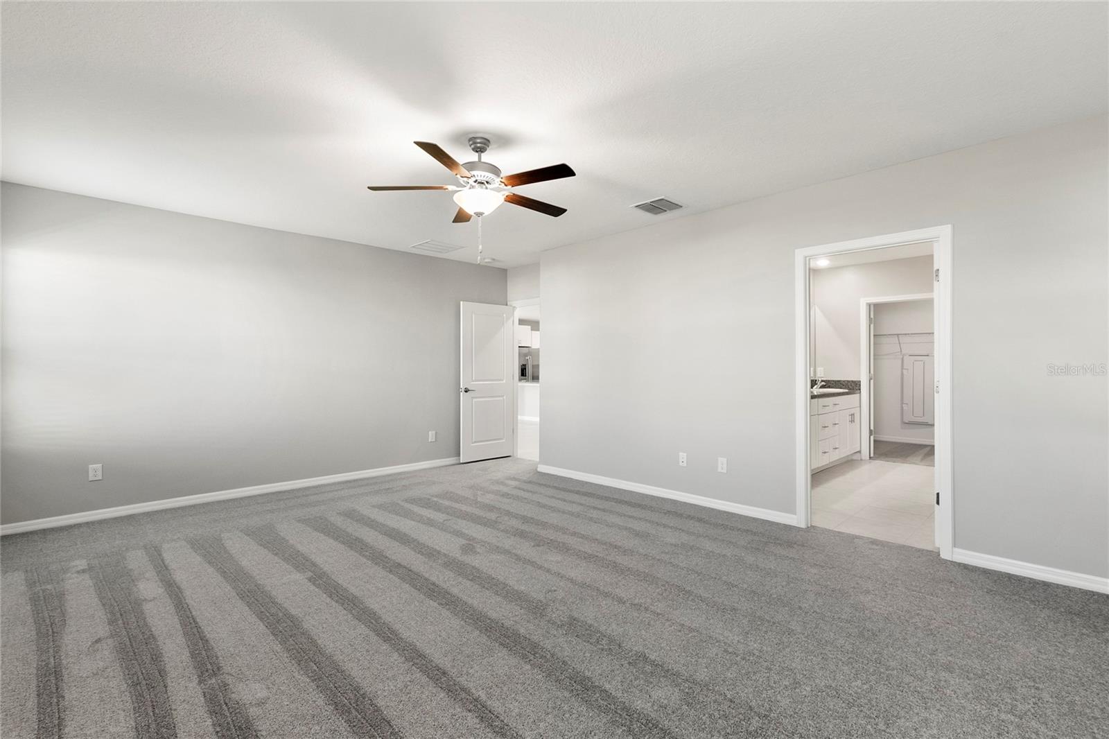 8918 PARSONS HILL BLVD, WESLEY CHAPEL, FL, 33545