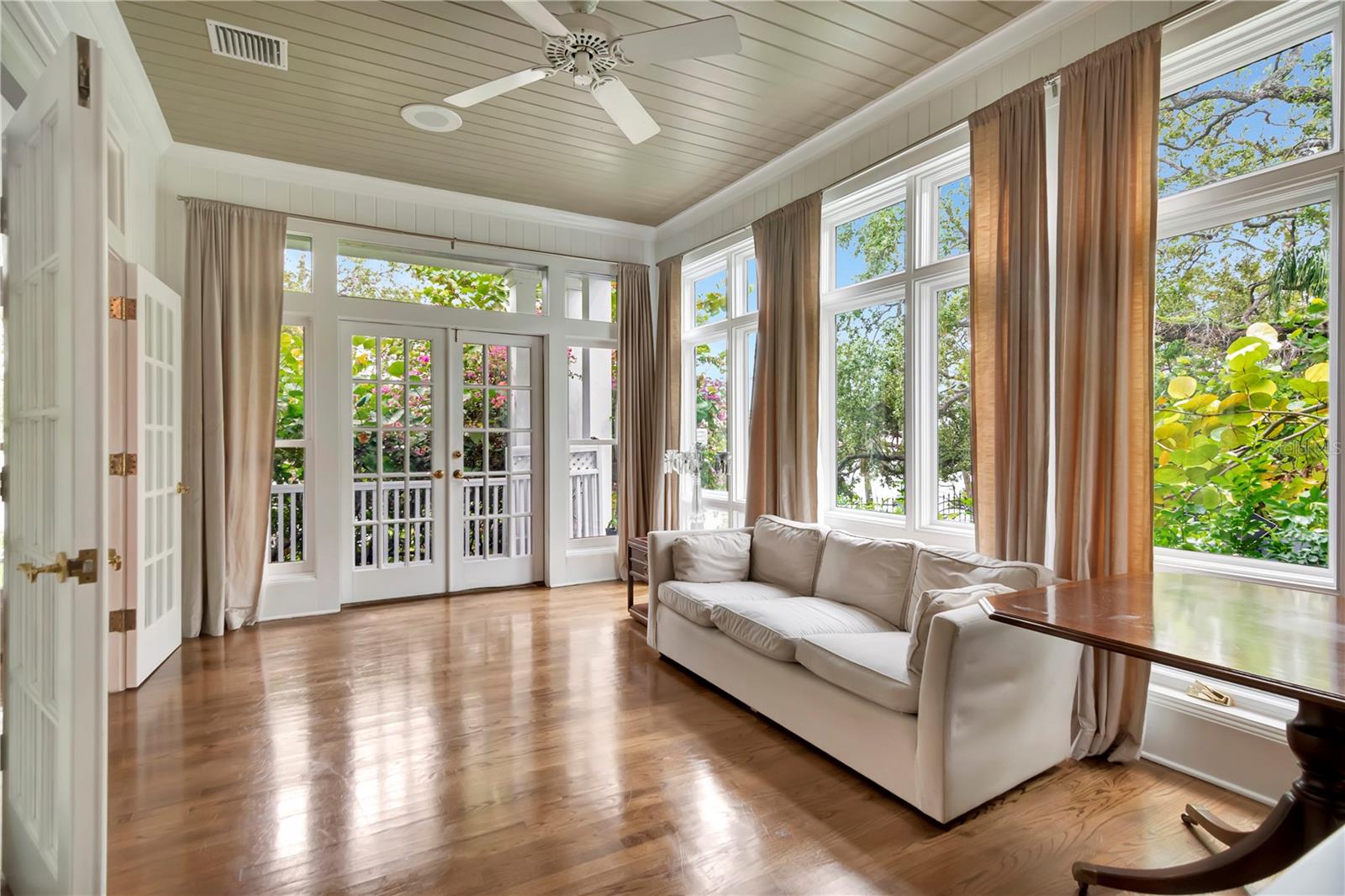 6220 BAYSHORE BLVD, TAMPA, FL, 33611
