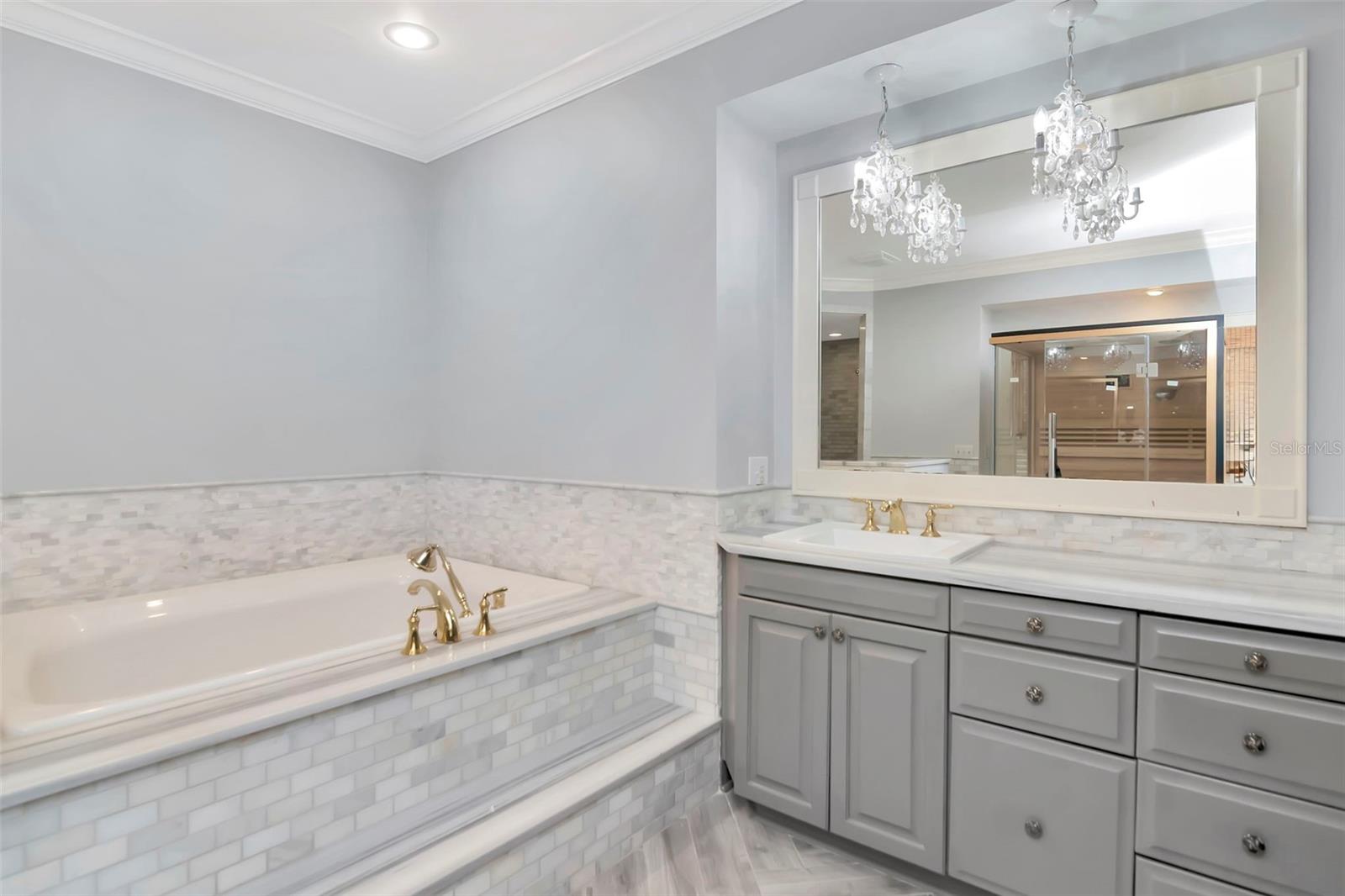 6220 BAYSHORE BLVD, TAMPA, FL, 33611