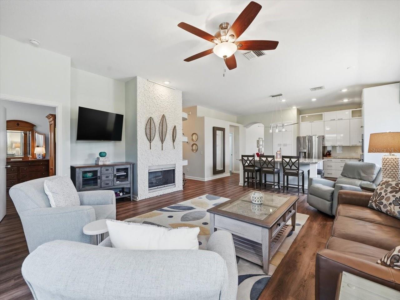 19409 GOLDEN SLIPPER PL, LUTZ, FL, 33558