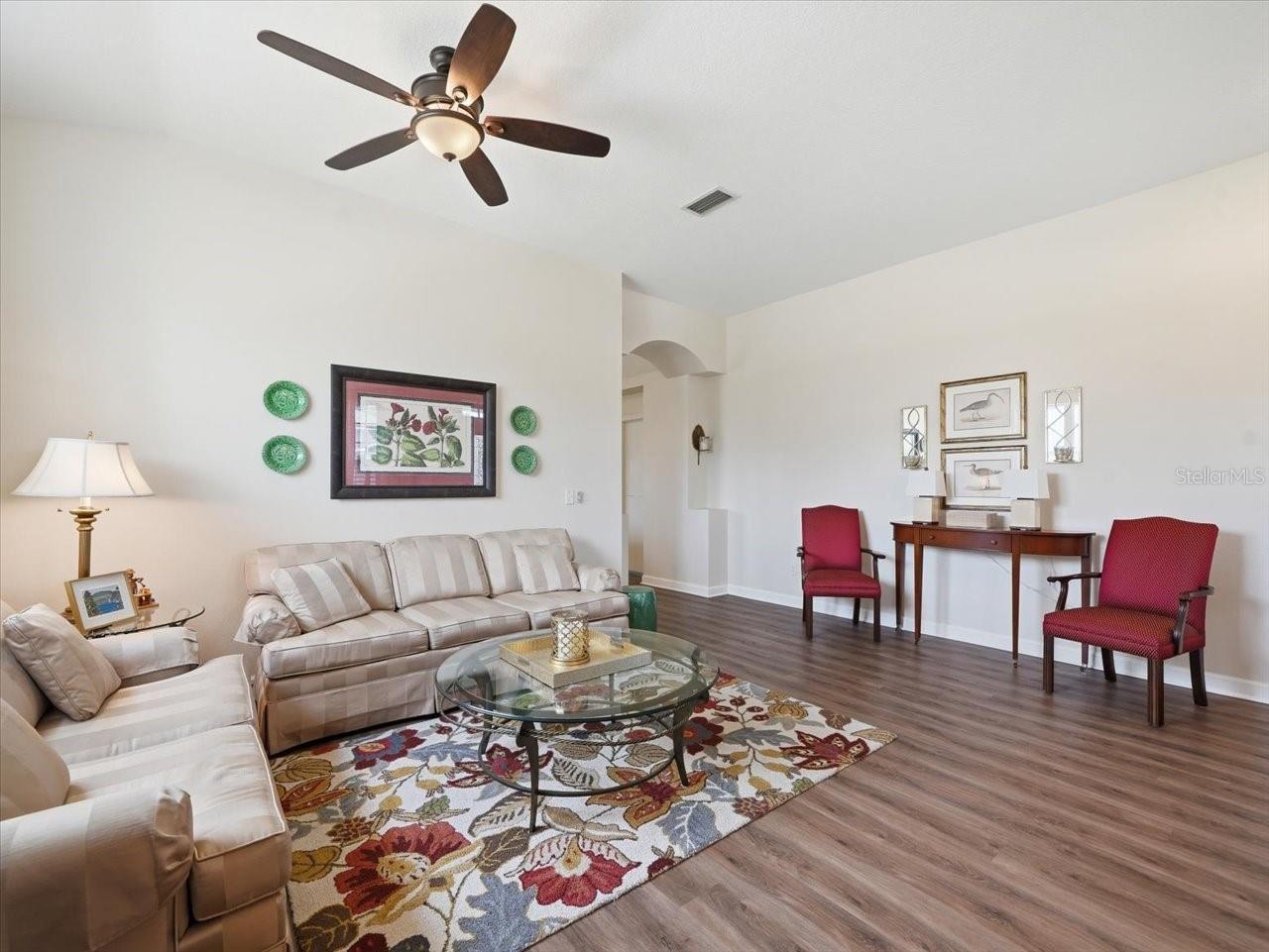 19409 GOLDEN SLIPPER PL, LUTZ, FL, 33558