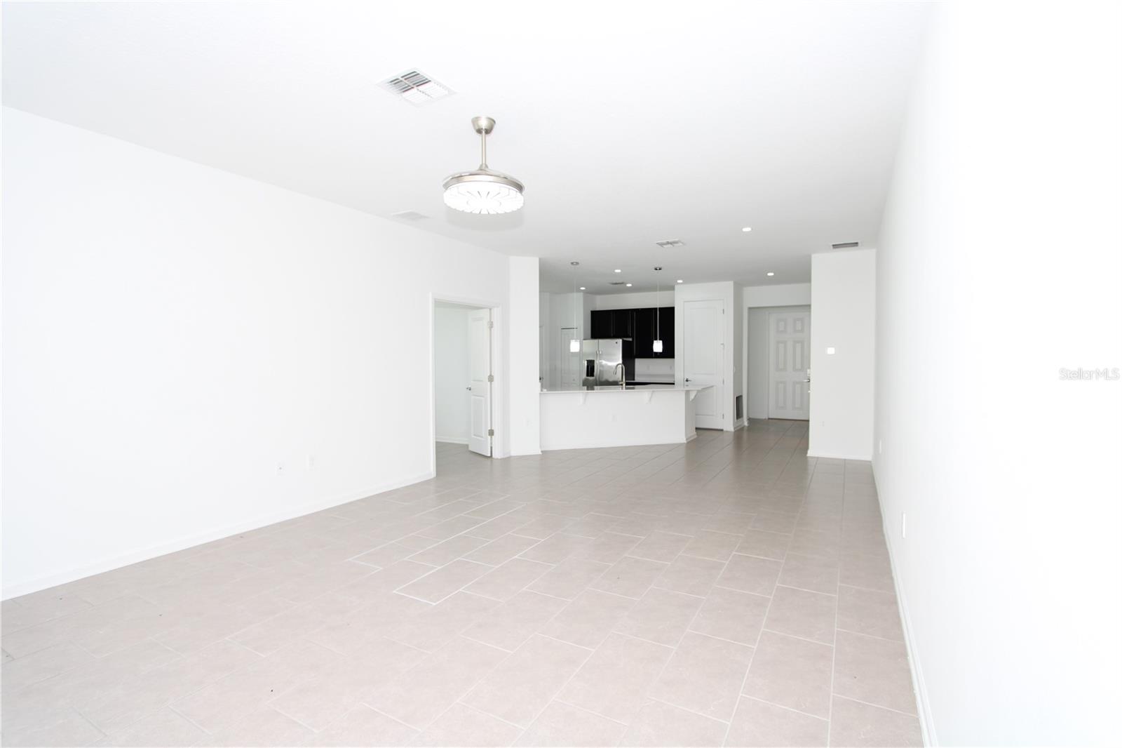 737 CITRUS RESERVE BLVD, DAVENPORT, FL, 33837