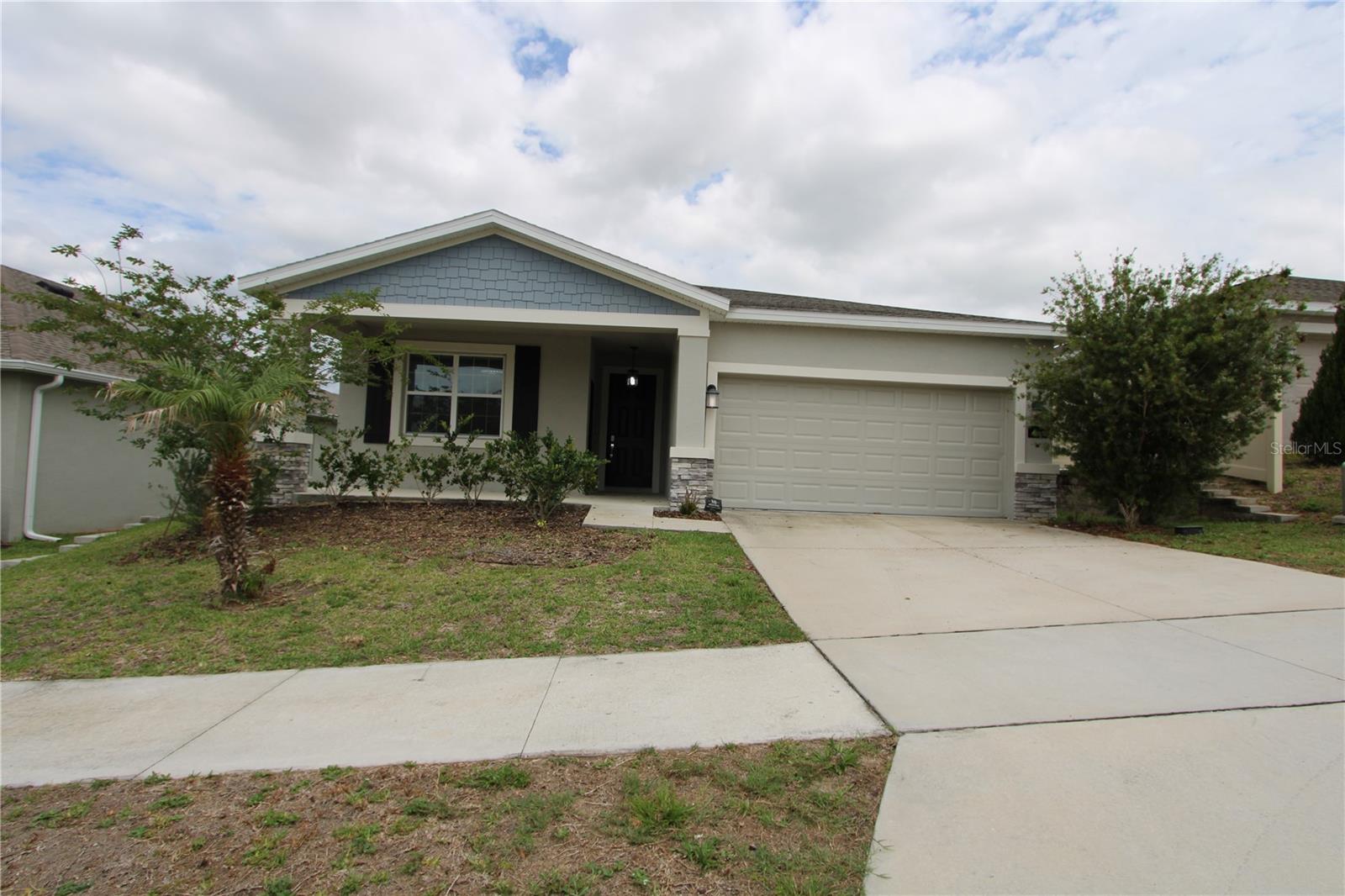 737 CITRUS RESERVE BLVD, DAVENPORT, FL, 33837