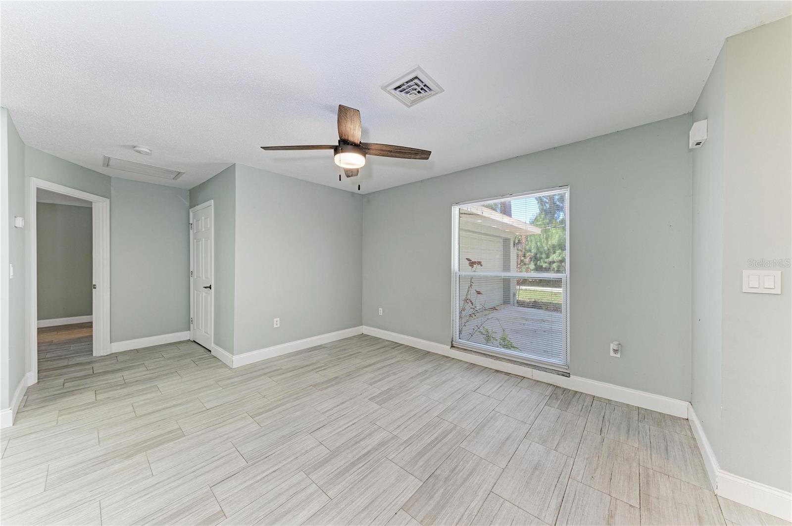 627 ALLIGATOR DR, VENICE, FL, 34293