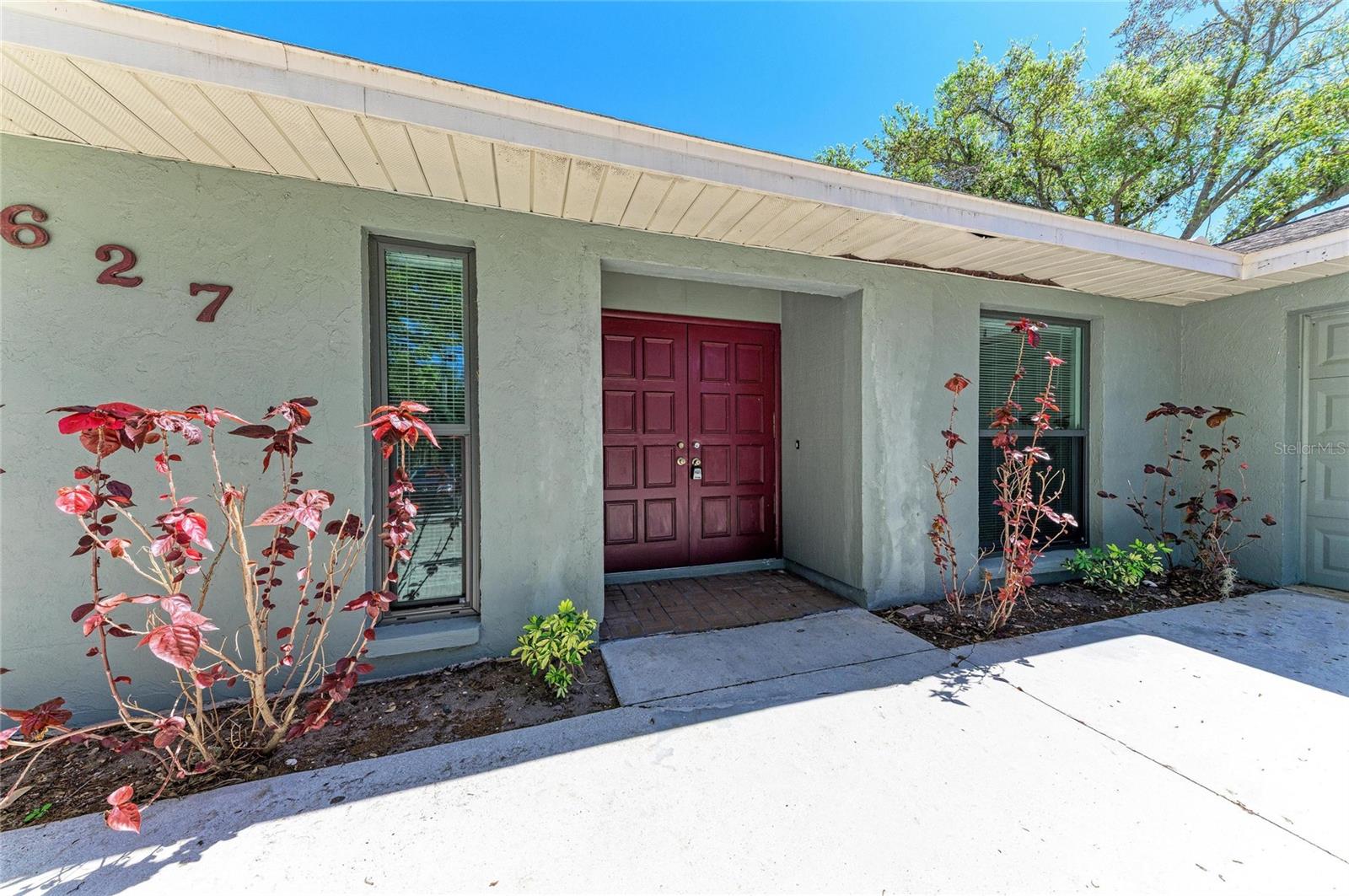 627 ALLIGATOR DR, VENICE, FL, 34293