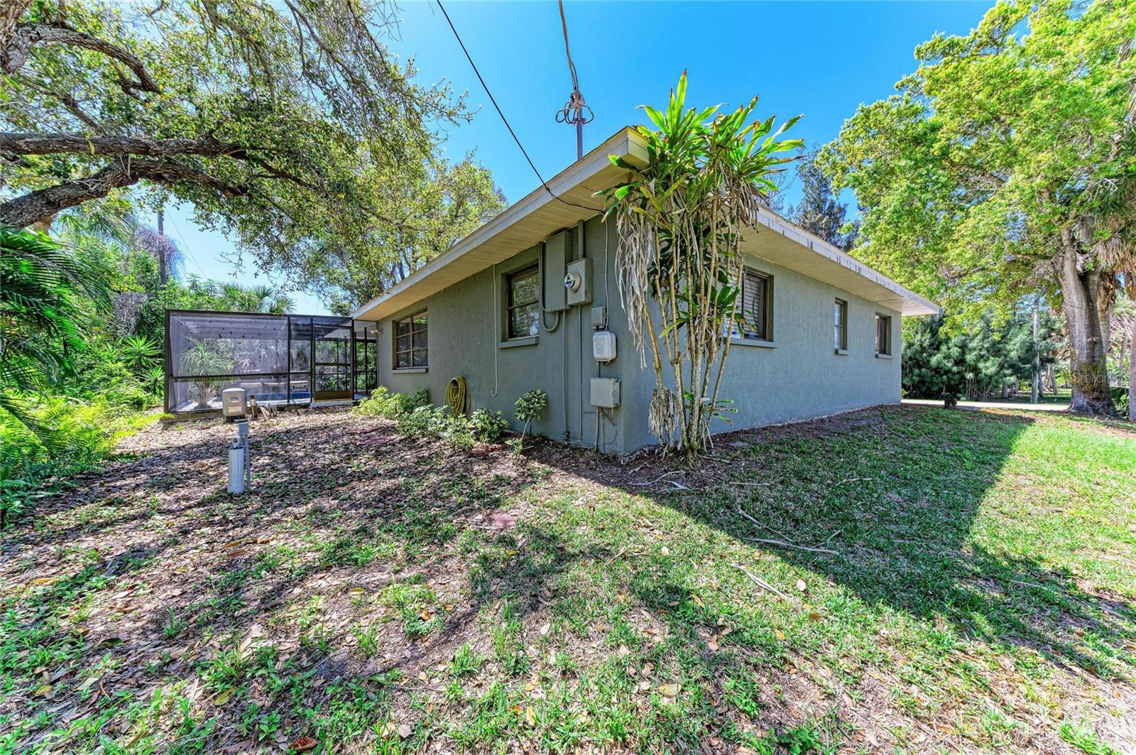 627 ALLIGATOR DR, VENICE, FL, 34293