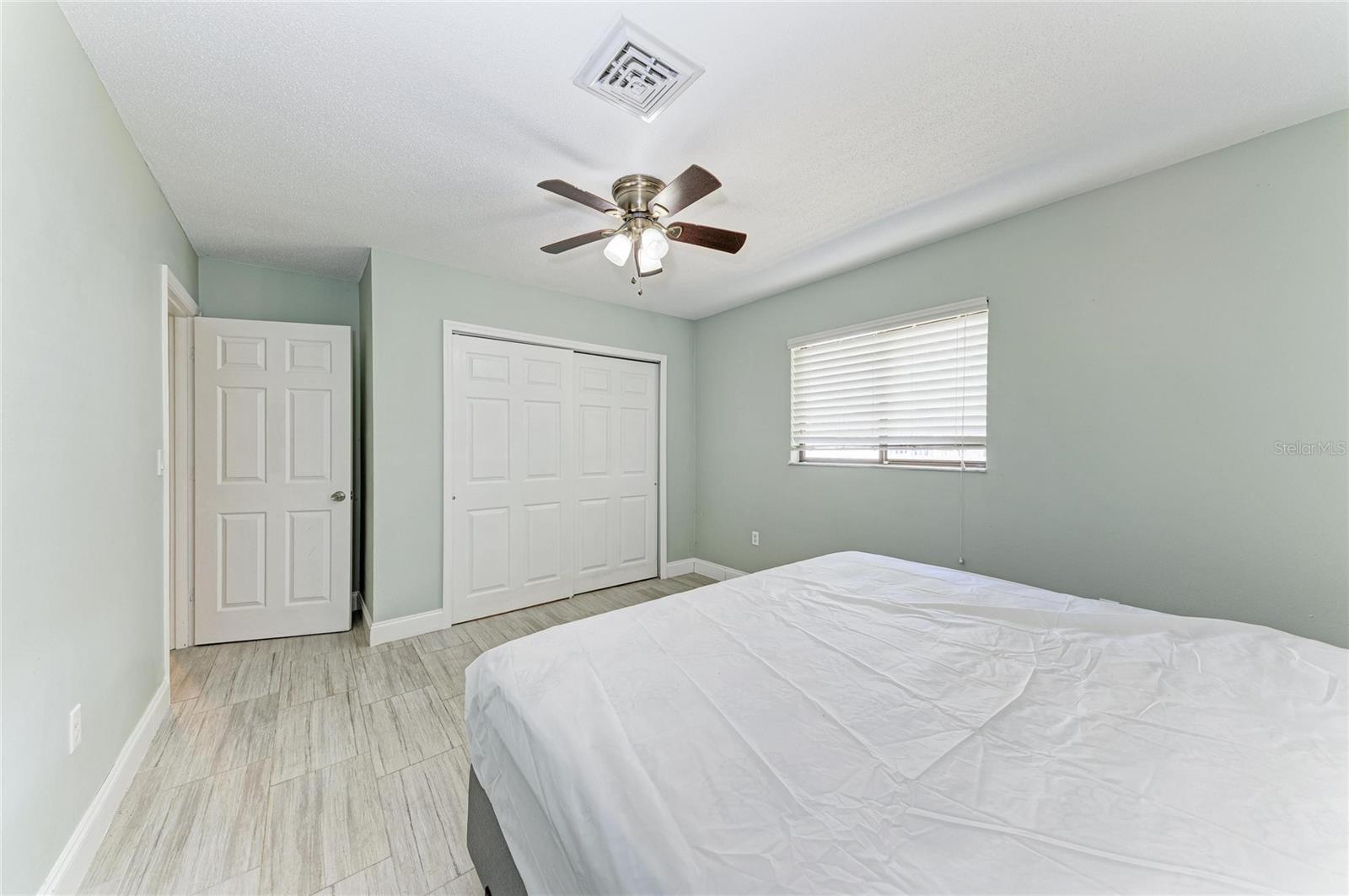 627 ALLIGATOR DR, VENICE, FL, 34293