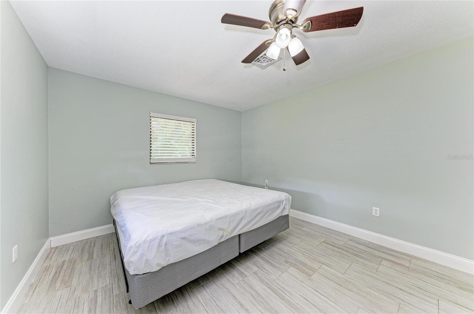 627 ALLIGATOR DR, VENICE, FL, 34293