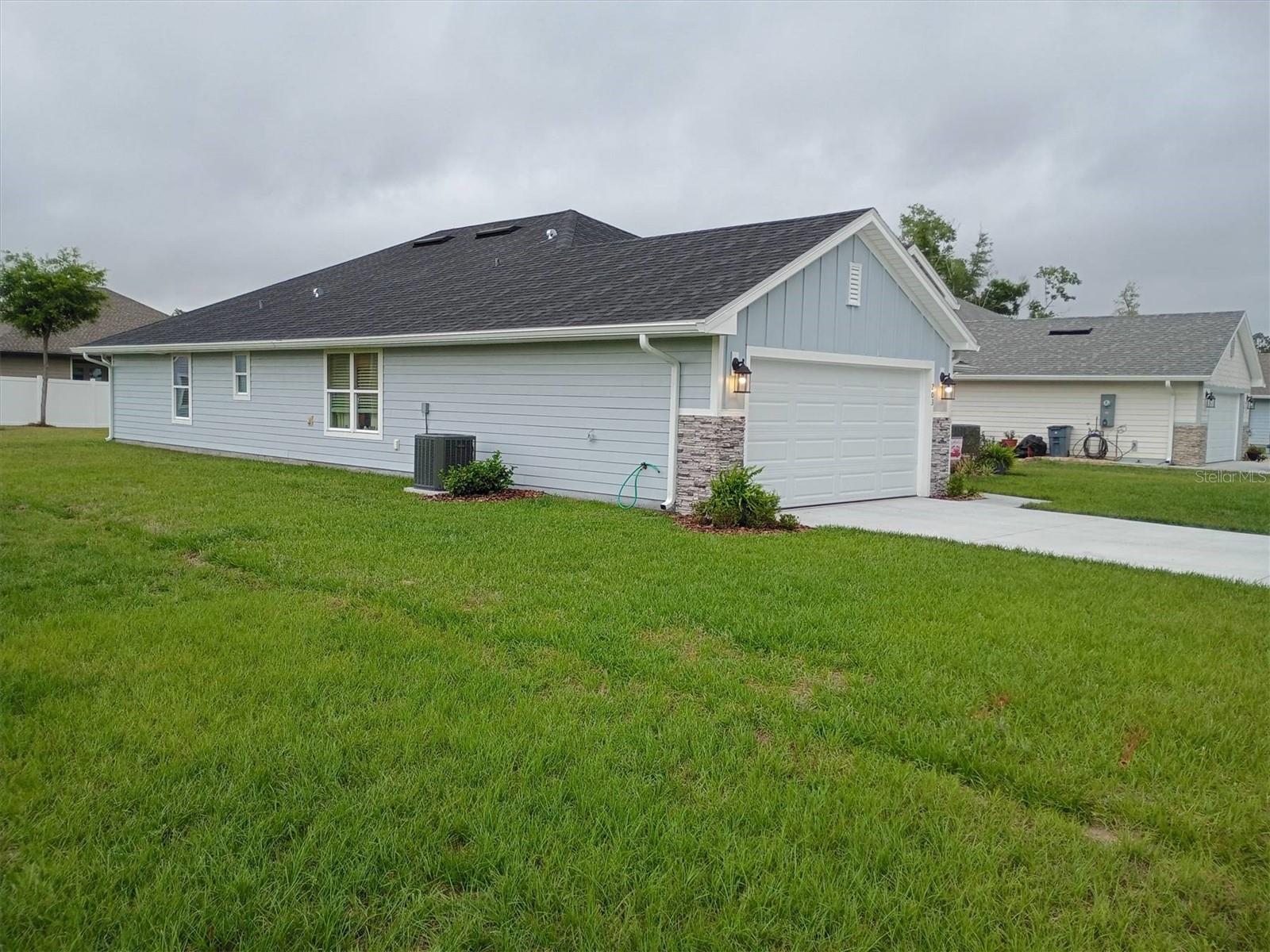 203 SW SILVER PALM DR, LAKE CITY, FL, 32024