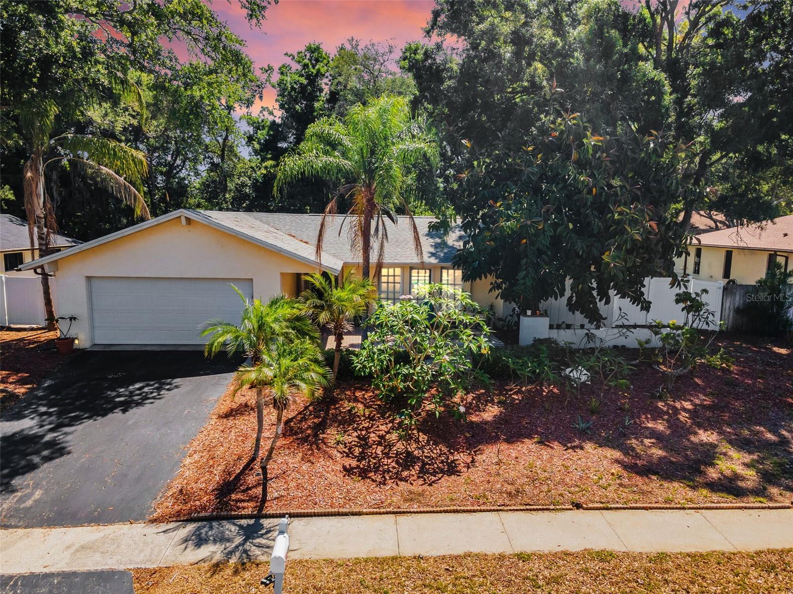 520 SANDY HOOK RD, PALM HARBOR, FL, 34683