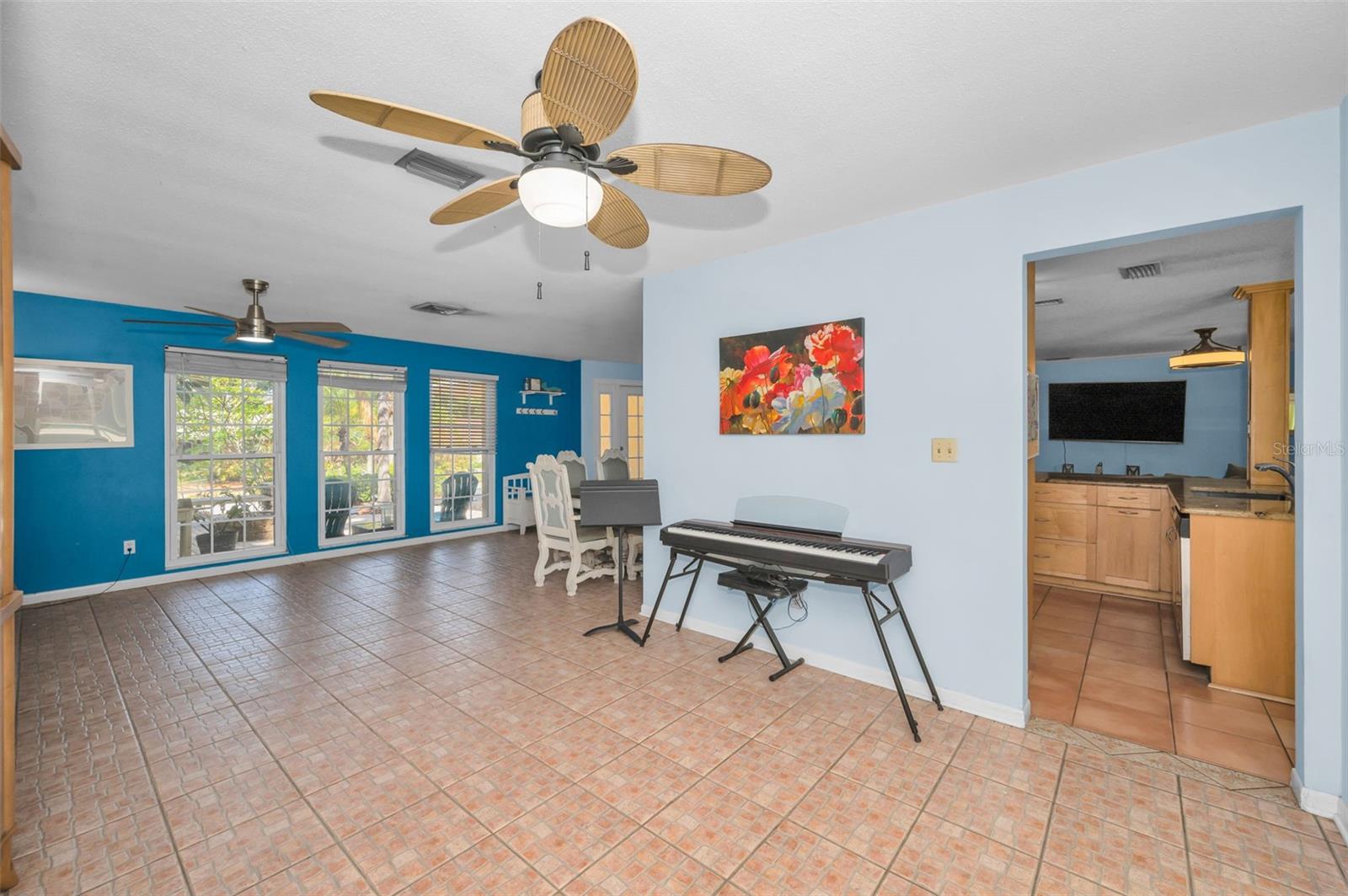 520 SANDY HOOK RD, PALM HARBOR, FL, 34683