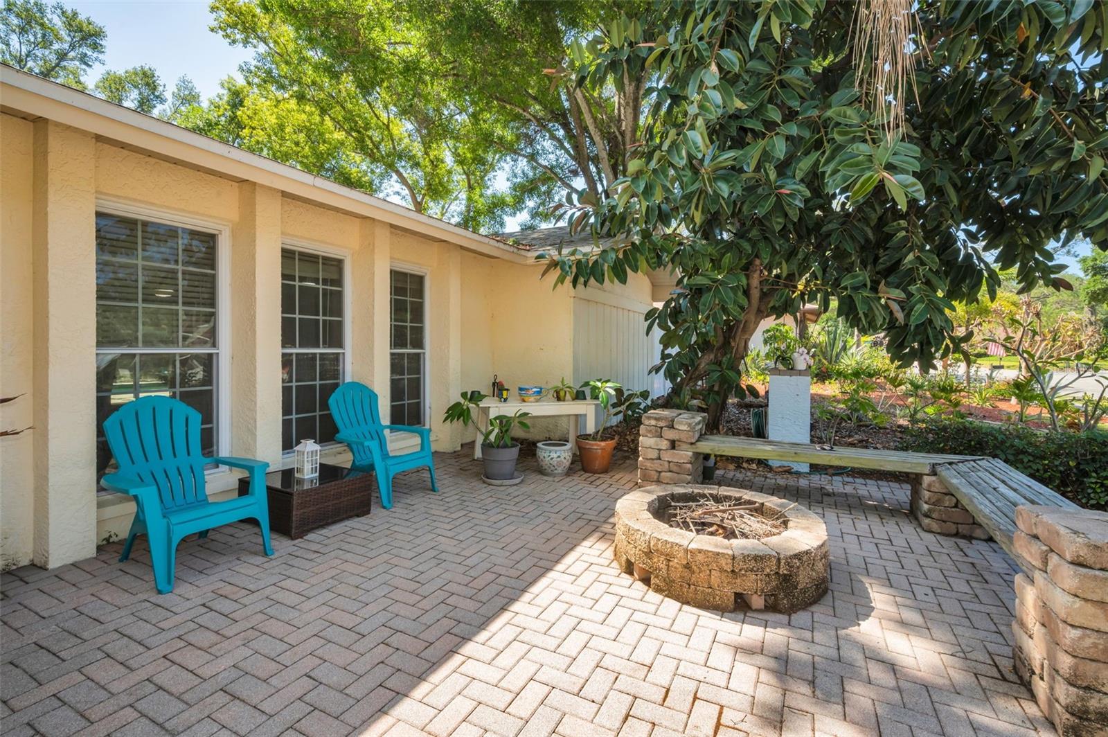 520 SANDY HOOK RD, PALM HARBOR, FL, 34683