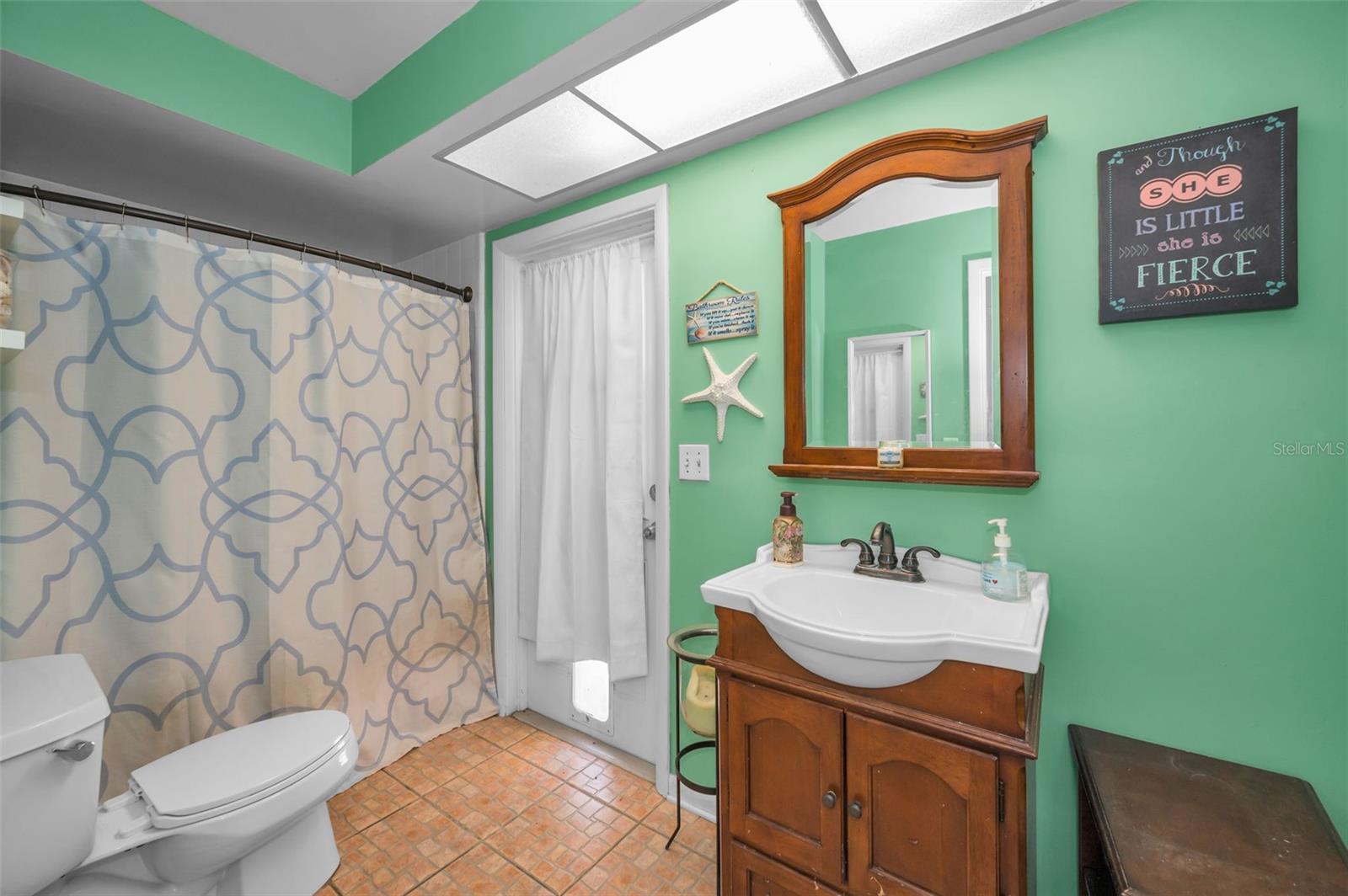 520 SANDY HOOK RD, PALM HARBOR, FL, 34683