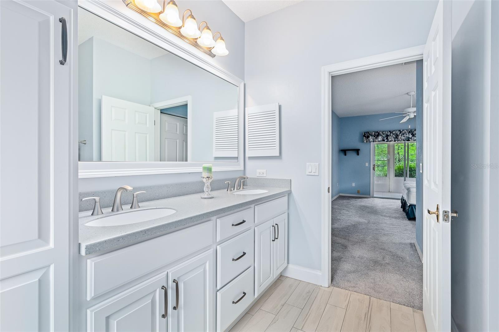 28 CEDAR POINT DR, PALM COAST, FL, 32164