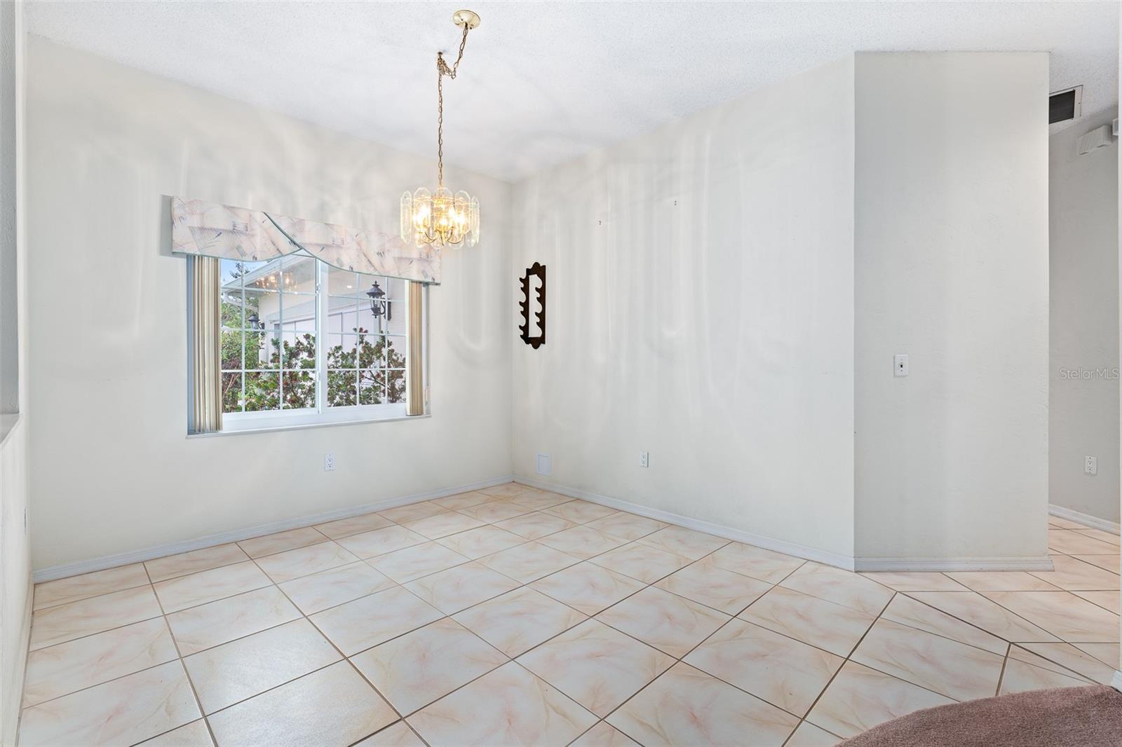 28 CEDAR POINT DR, PALM COAST, FL, 32164