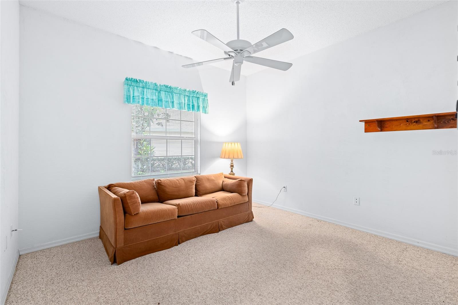 28 CEDAR POINT DR, PALM COAST, FL, 32164