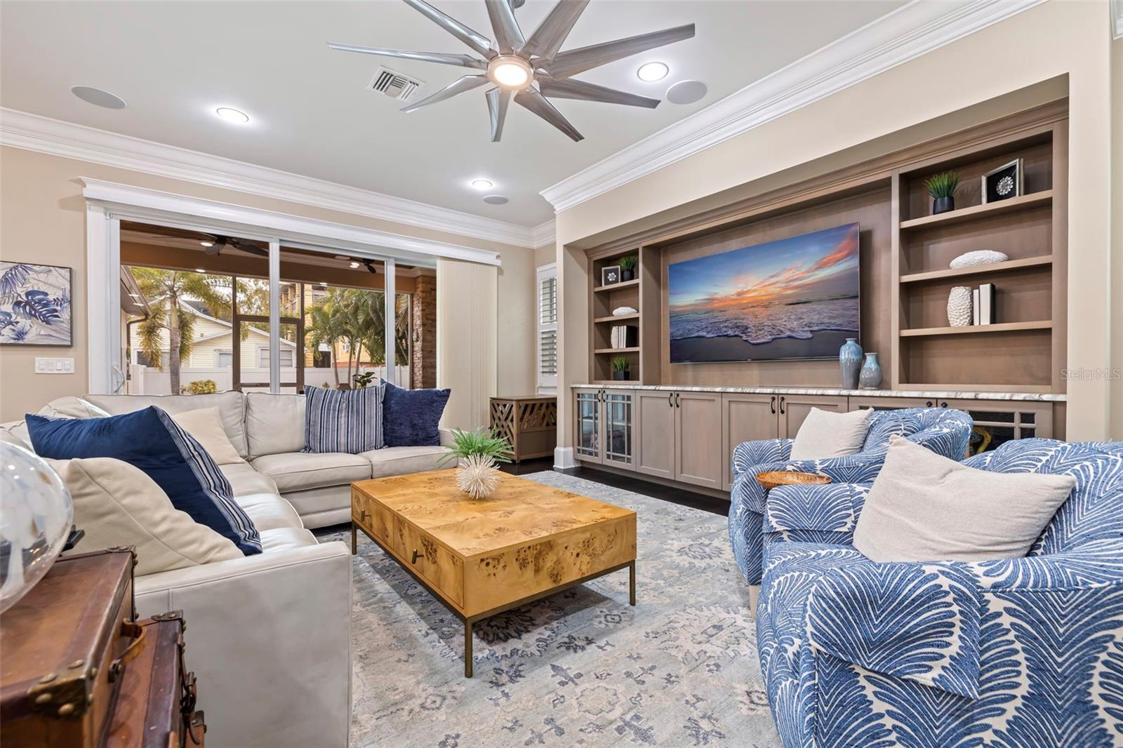 310 8TH AVE N, ST PETERSBURG, FL, 33701