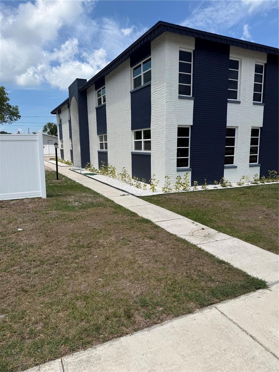 439 76TH AVE N, ST PETERSBURG, FL, 33702