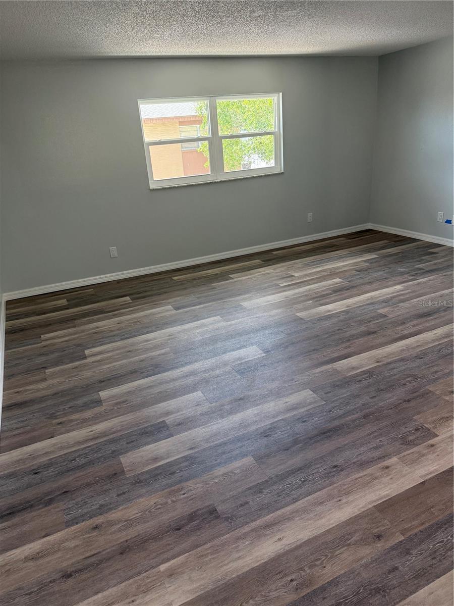 439 76TH AVE N, ST PETERSBURG, FL, 33702