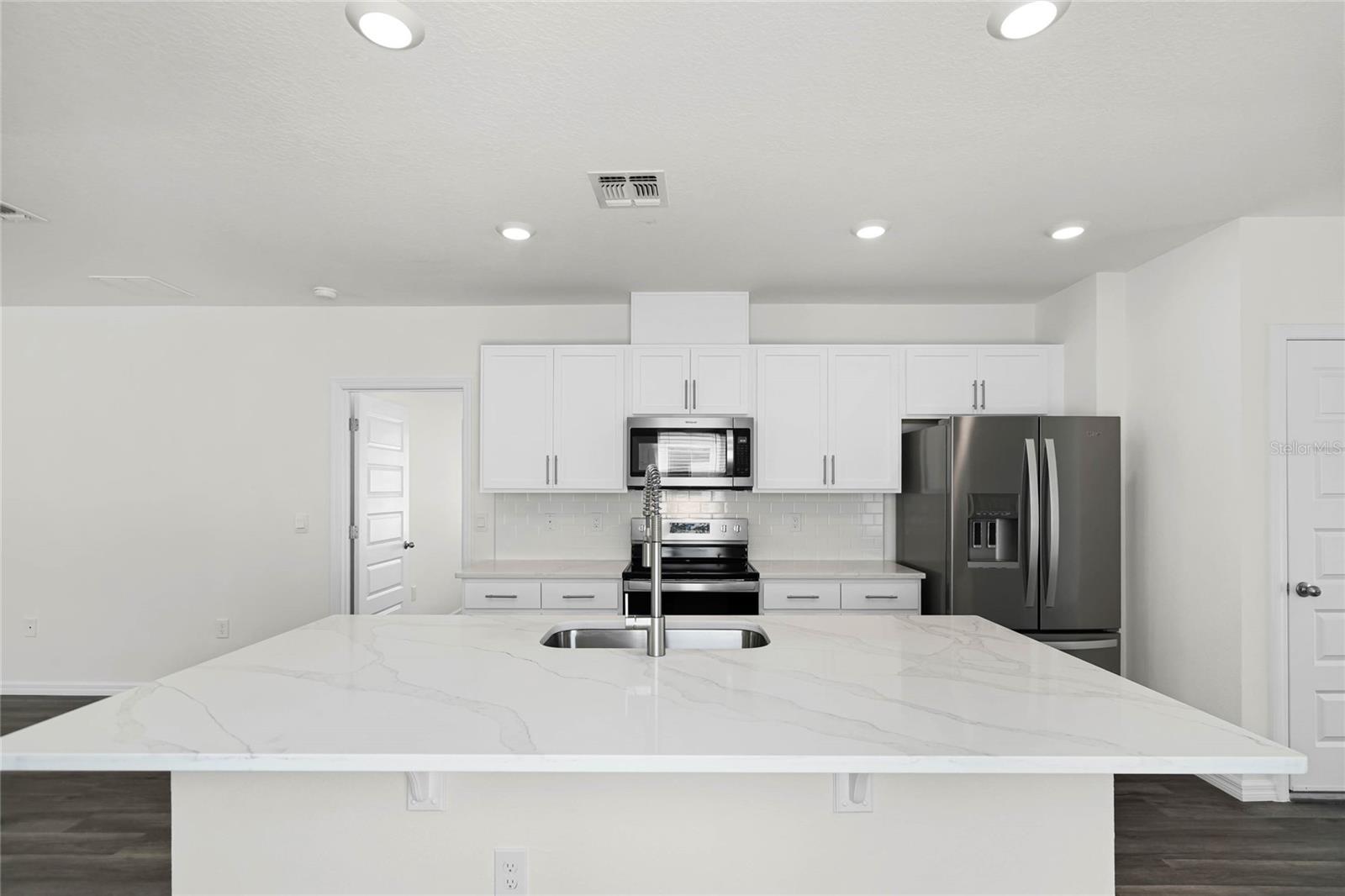 1660 HUMMINGBIRD RD, WINTER HAVEN, FL, 33884
