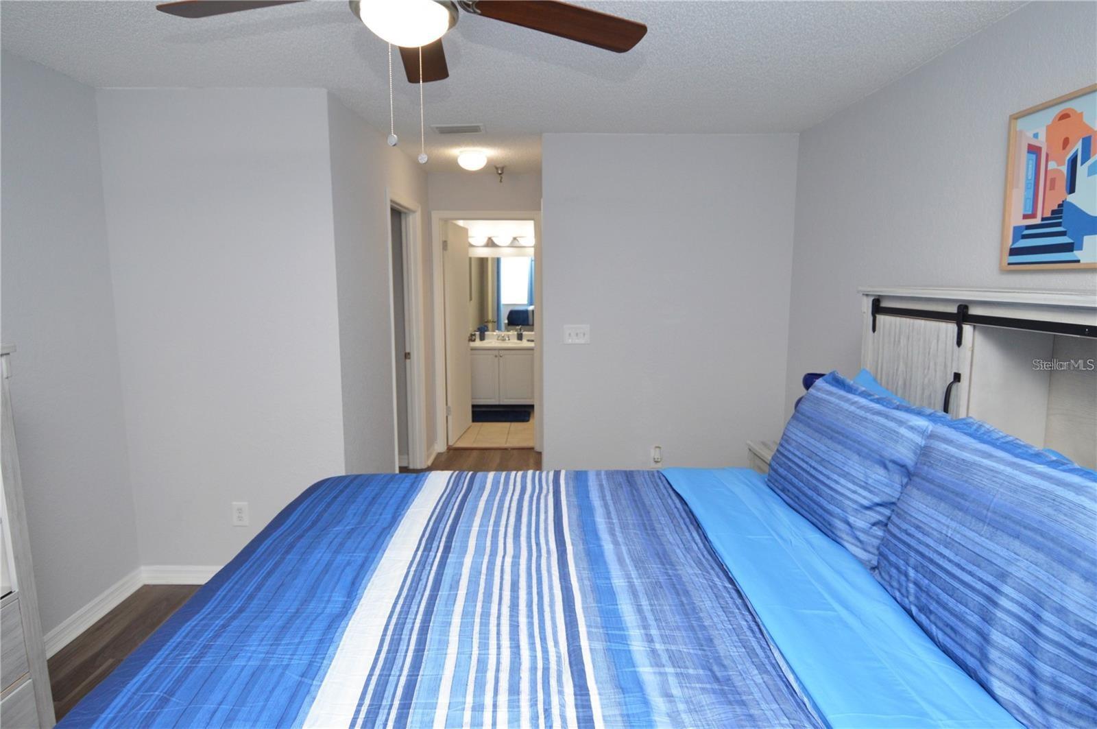 10265 GANDY BLVD N #1002, ST PETERSBURG, FL, 33702