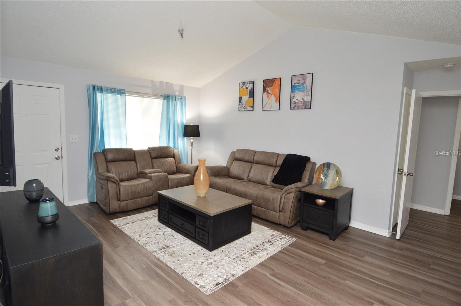 10265 GANDY BLVD N #1002, ST PETERSBURG, FL, 33702