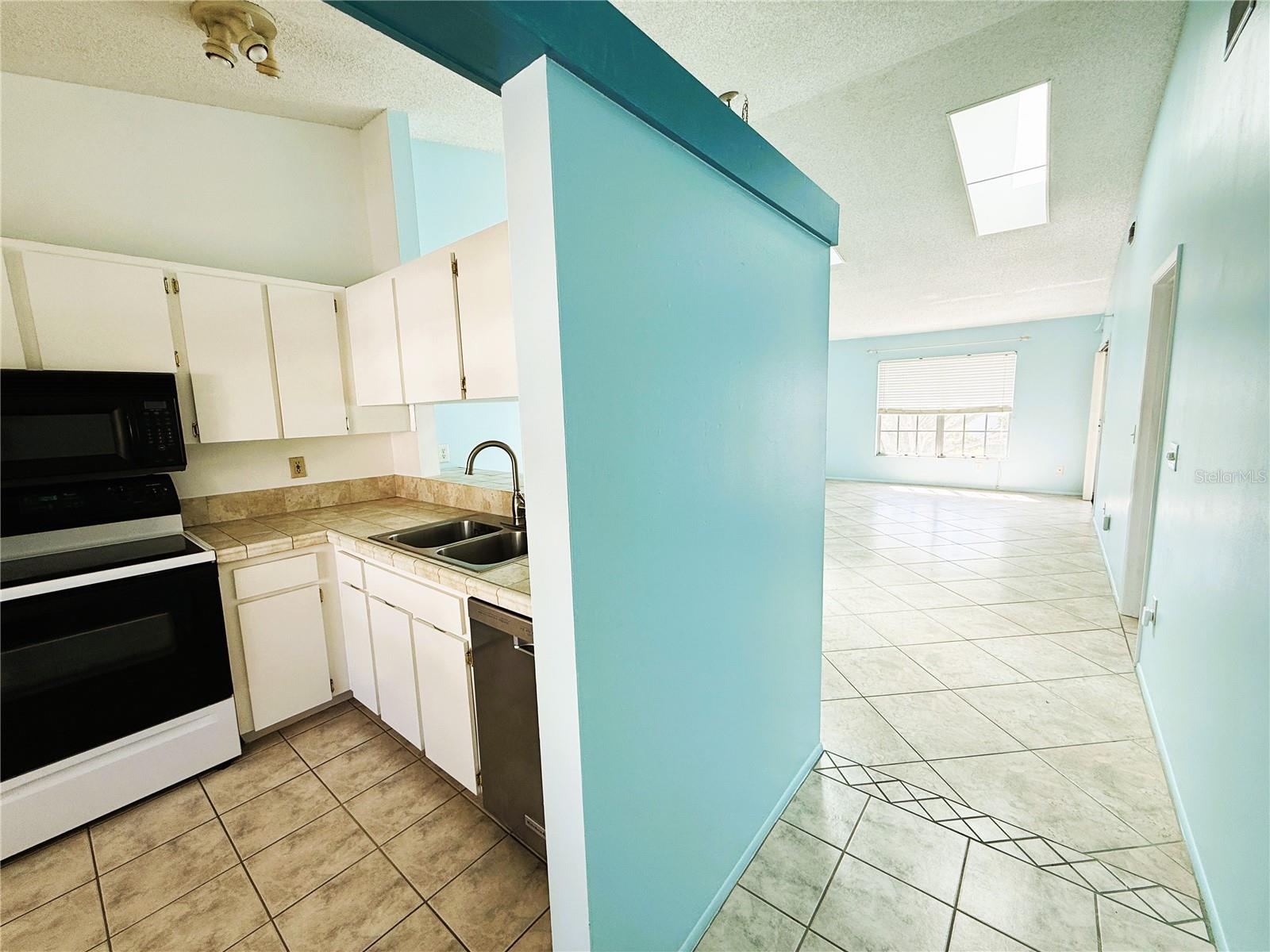 225 SUN VISTA CT S, TREASURE ISLAND, FL, 33706