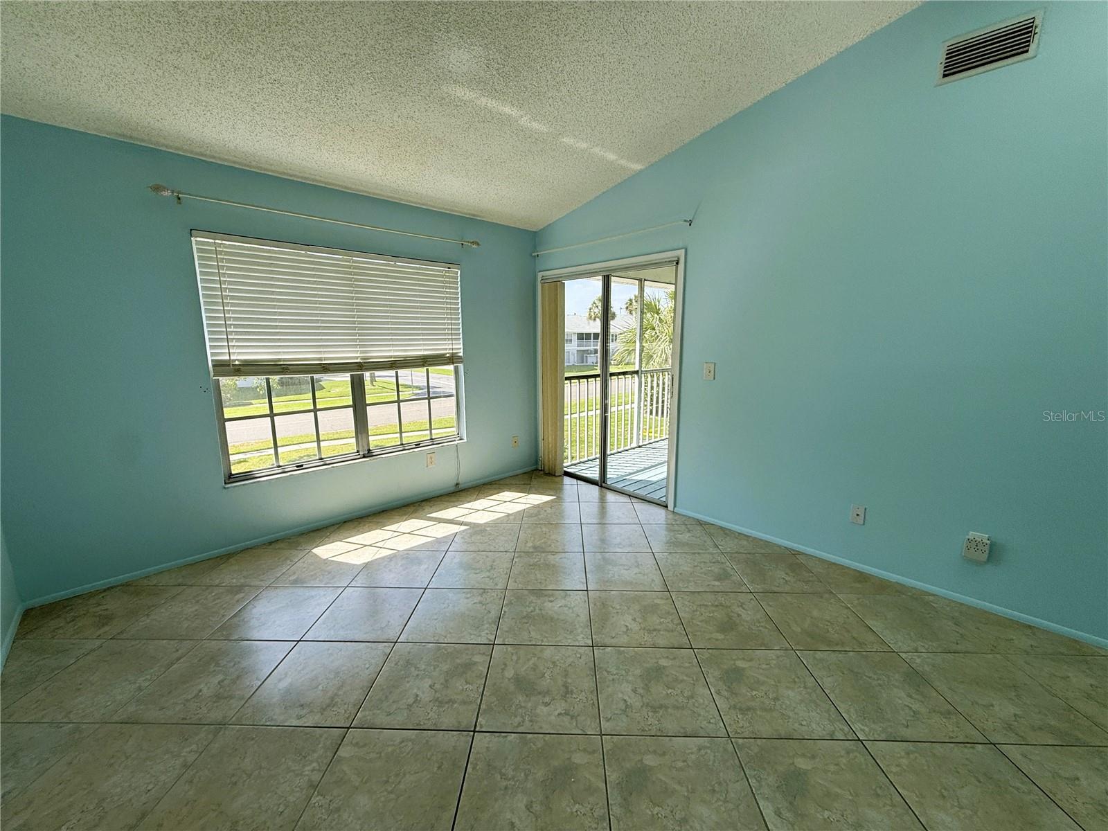 225 SUN VISTA CT S, TREASURE ISLAND, FL, 33706