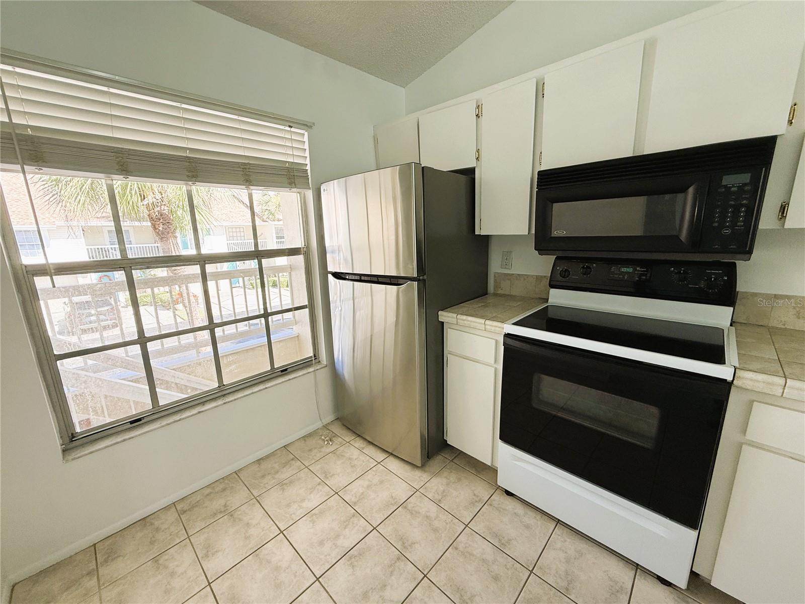 225 SUN VISTA CT S, TREASURE ISLAND, FL, 33706