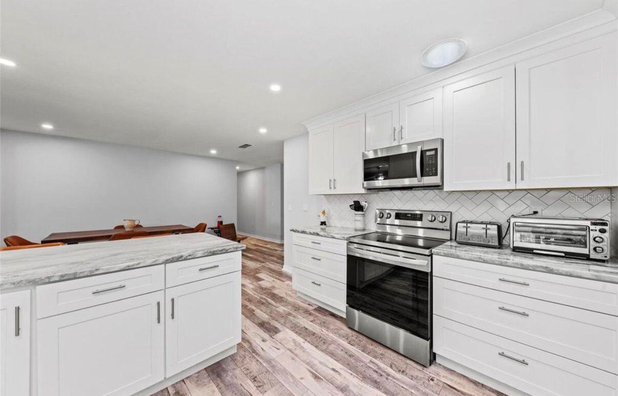 107 COROT DR, NOKOMIS, FL, 34275