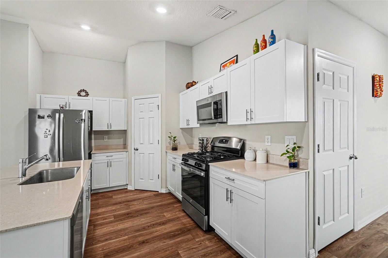 14919 STERLING SPUR AVE, LITHIA, FL, 33547