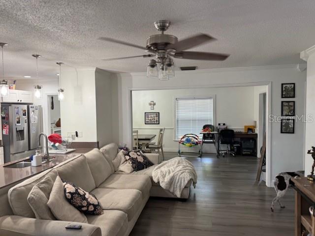 1104 YARNELL AVE, LAKE WALES, FL, 33853