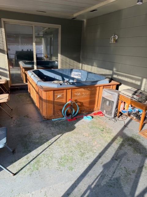 1104 YARNELL AVE, LAKE WALES, FL, 33853