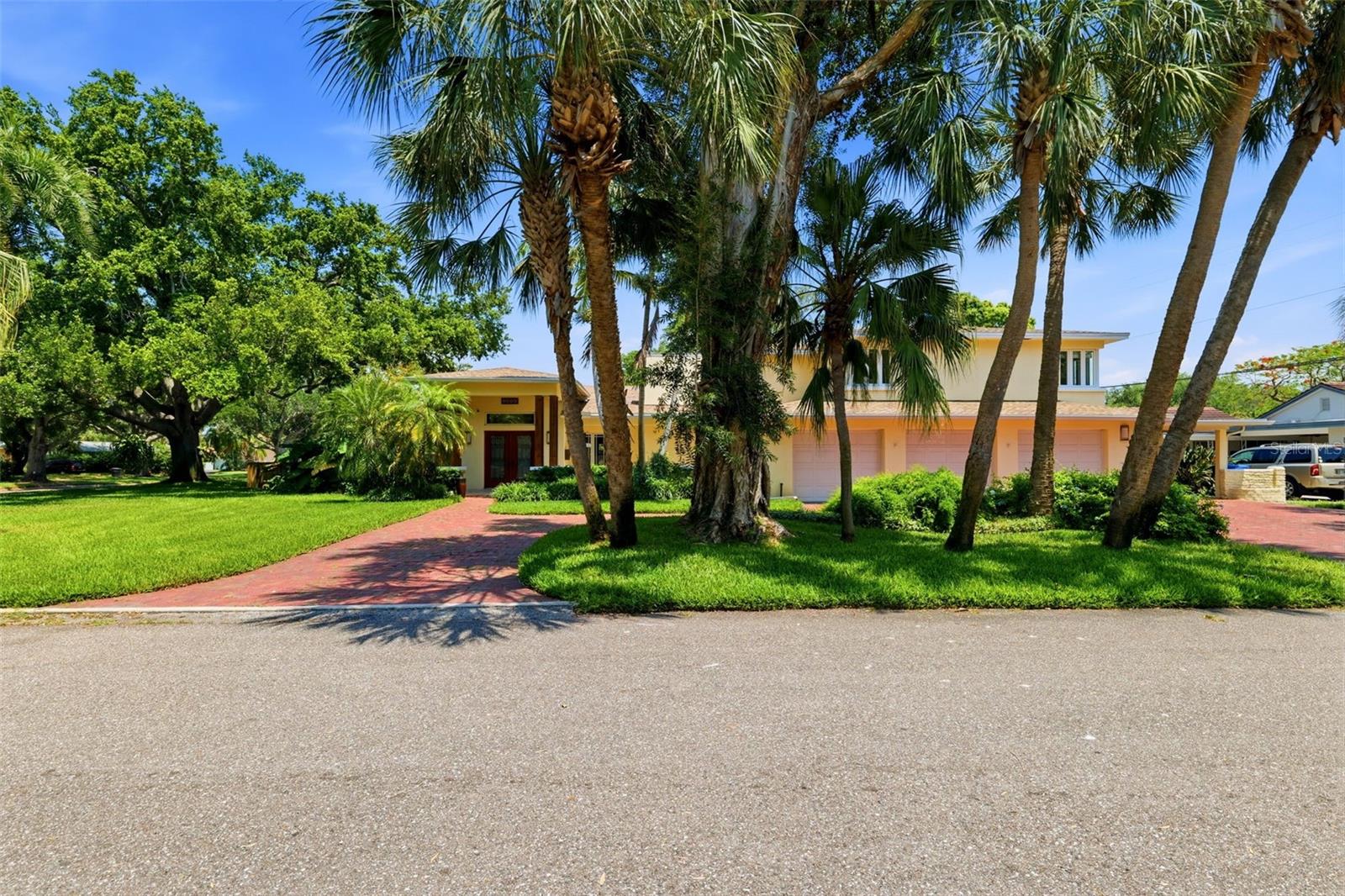 6000 2ND ST S, ST PETERSBURG, FL, 33705