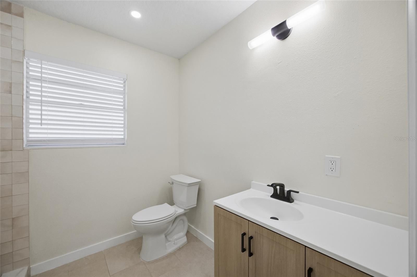 714 E 137TH AVE, TAMPA, FL, 33613