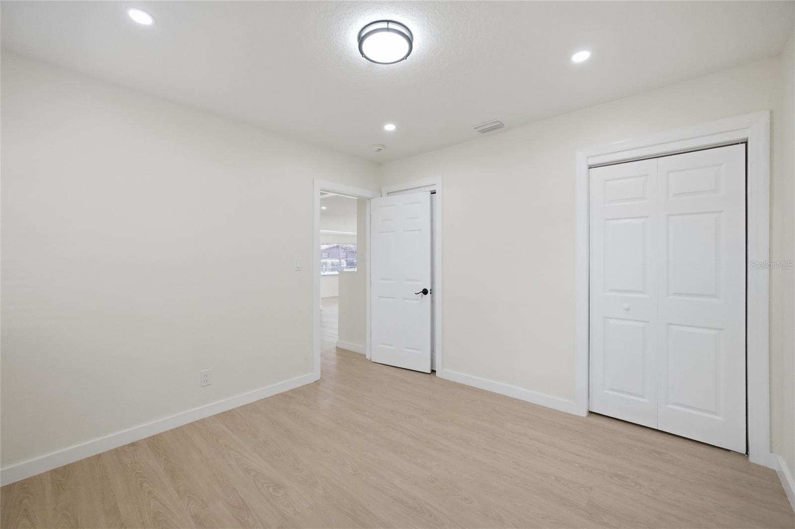 714 E 137TH AVE, TAMPA, FL, 33613