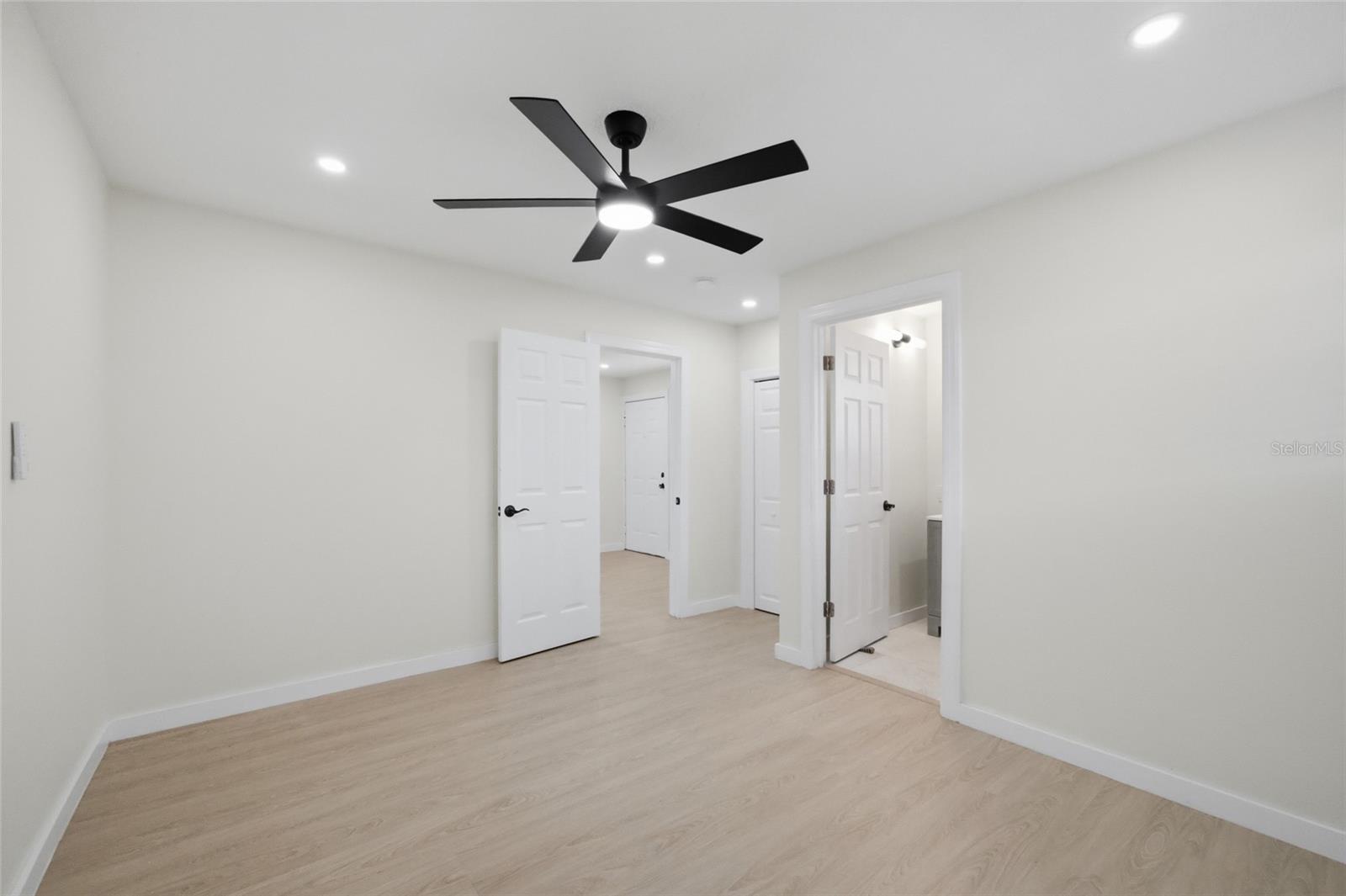 714 E 137TH AVE, TAMPA, FL, 33613