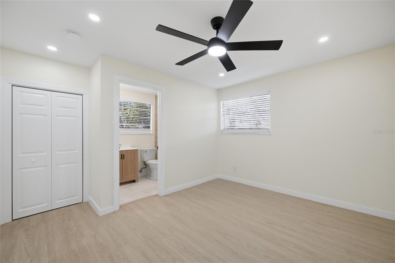 714 E 137TH AVE, TAMPA, FL, 33613