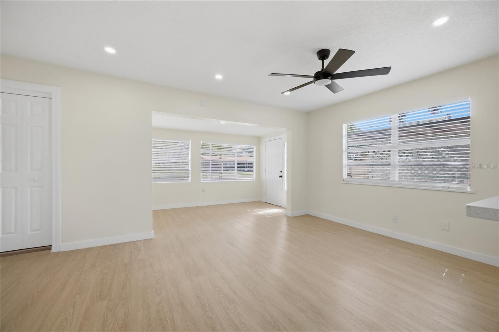 714 E 137TH AVE, TAMPA, FL, 33613