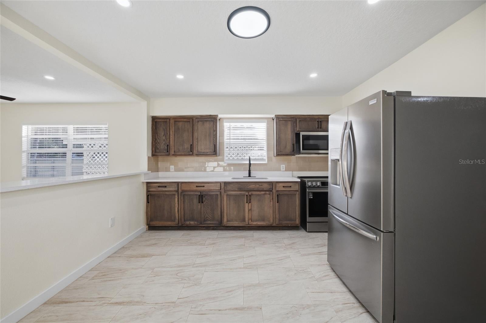 714 E 137TH AVE, TAMPA, FL, 33613
